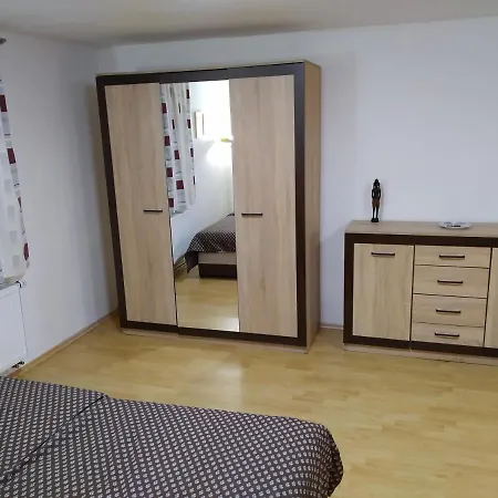 124 Apartment Benecko